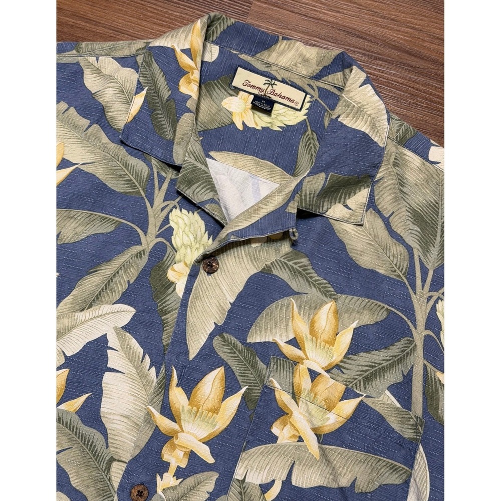 VTG Tommy Bahama Blue Silk Tropical Floral Hawaiian Camp Loop Collar Shirt Sz M